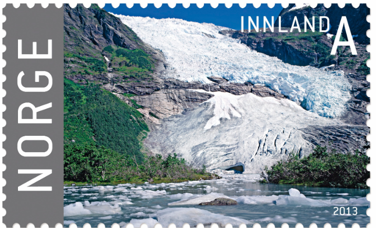 Frimerke med motviv av breen, fjell, blå himmel