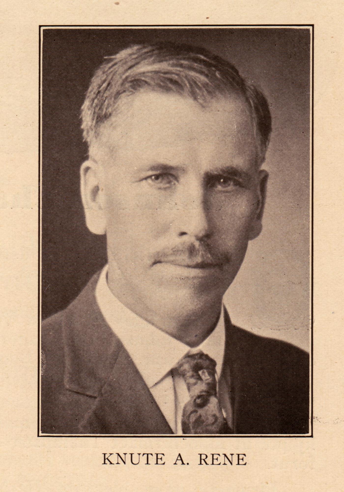 Knut A. Rene var sekretær i Vosselaget frå 1920 til han døydde i 1951, og i alle desse åra var han òg redaktør for medlemsbladet Vossingen. 