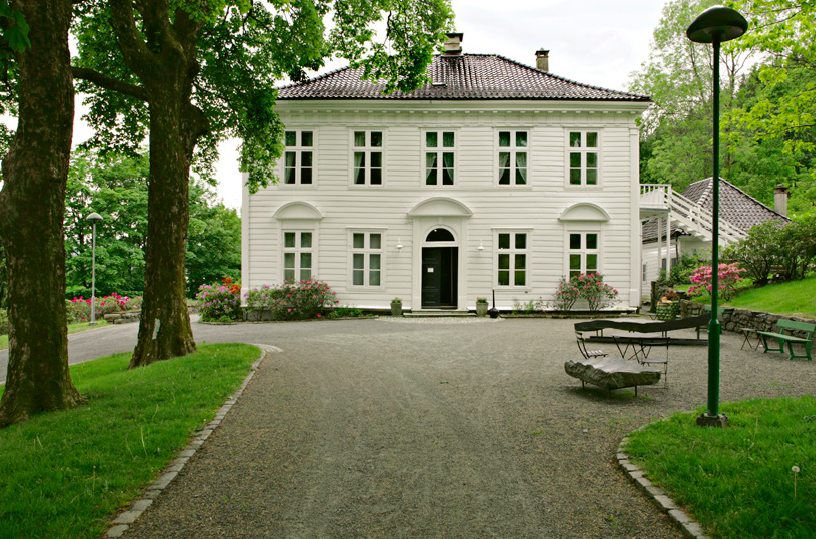 Langegården (Knut Strand)