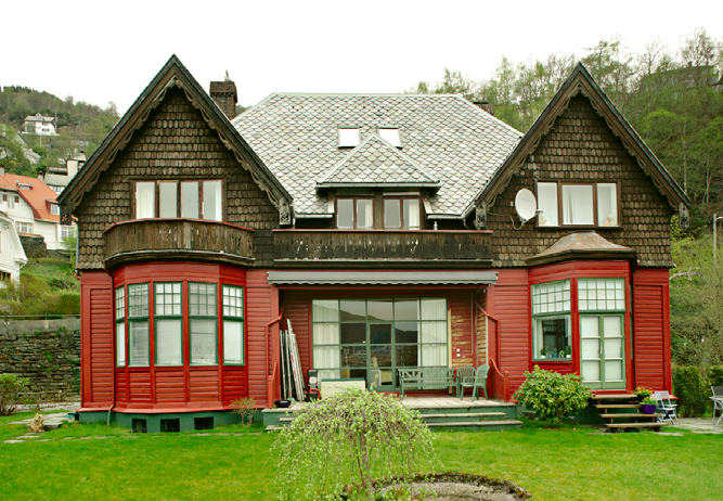 Villa Øvre Kalfarlien 31 (Knut Strand)