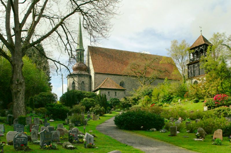 Storetveit kirke (Knut Strand)