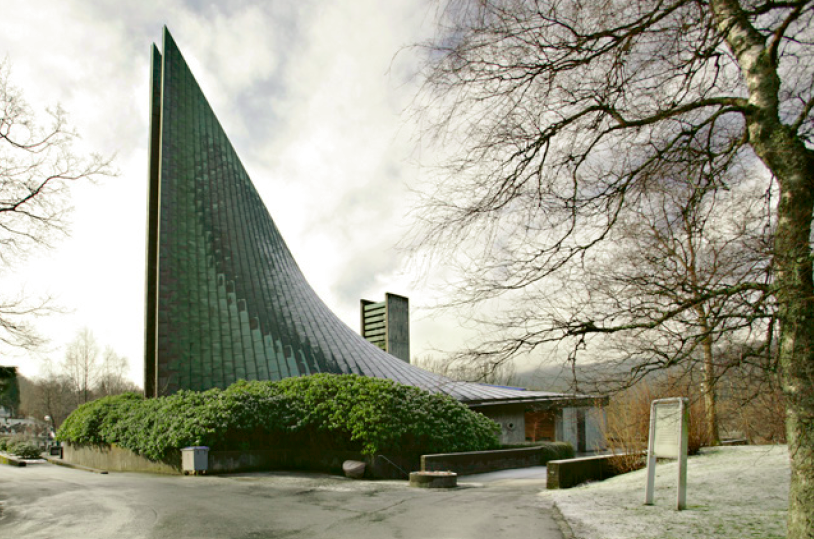 Slettebakken kirke (Knut Strand)