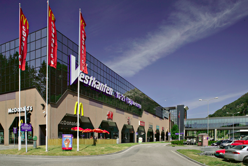 Loddefjord Torg - Vestkanten (Knut Strand)