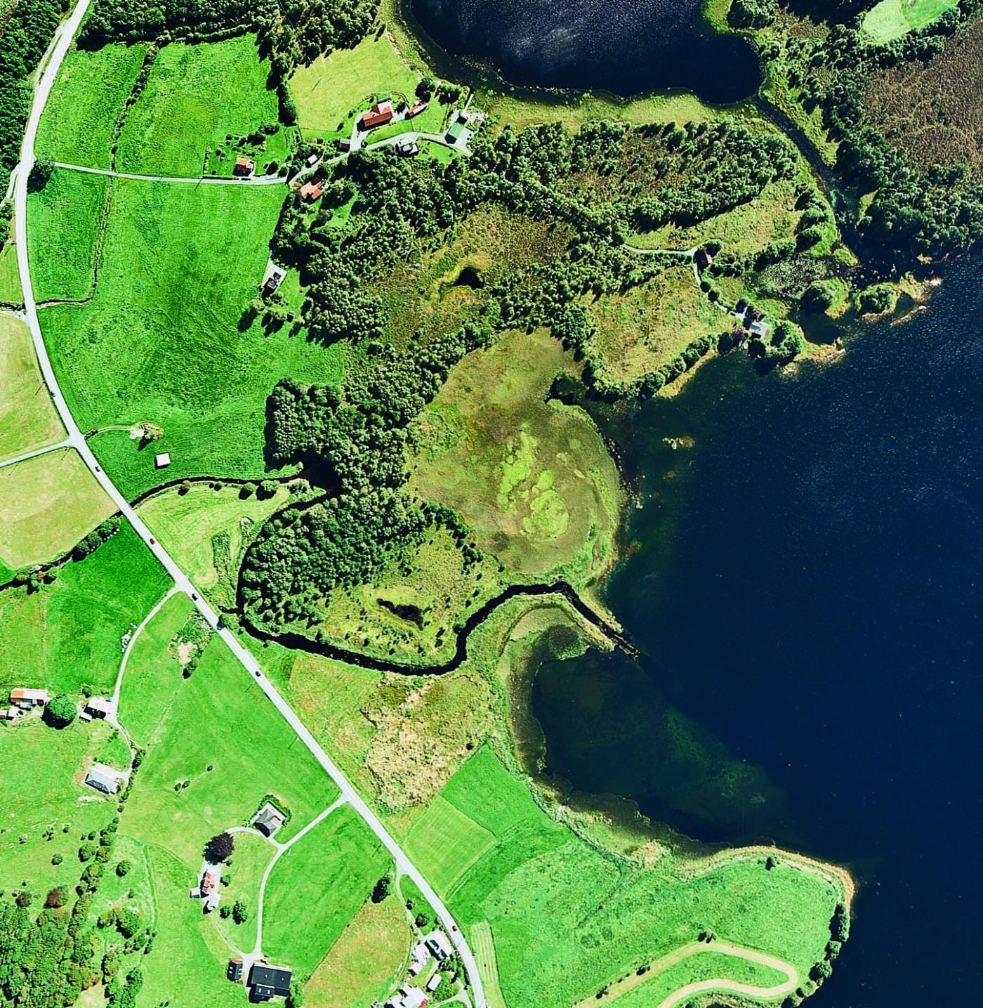 Kalandsvatnet, (Blom Norkart Mapping)