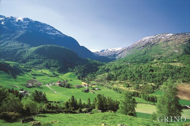 Frå Krossdalen mot Langedalen og Fonna.