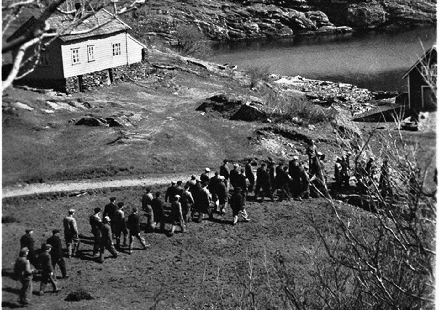 Deportasjonen frå Tælavåg 30. april 1942