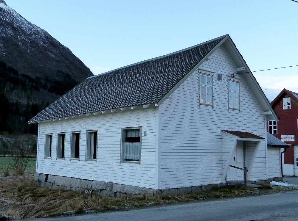 <p>Bedehuset Betania ligg p&aring; garden B&oslash;yum, tett attmed bygdevegen. Huset stod ferdig i 1913.</p>