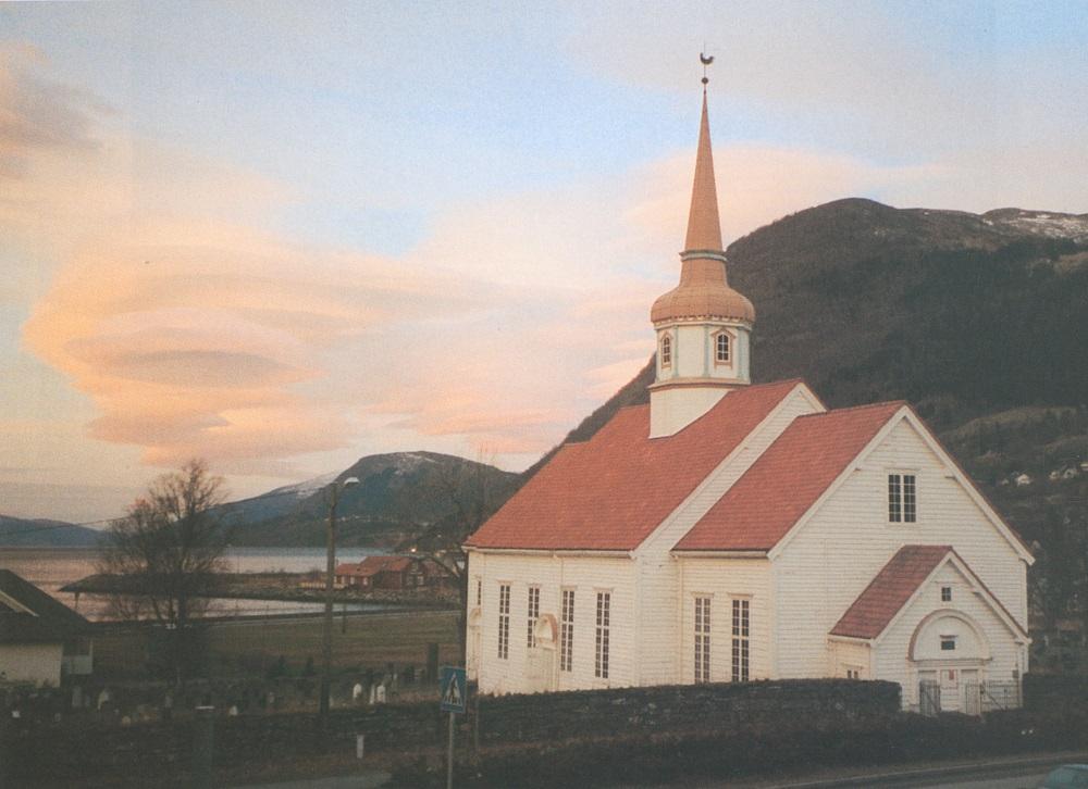 Nordfjordeid er rekna som den eldste kyrkjestaden i Nordfjord etter Selja. Her stod den fyrste heradskyrkja i Nordfjord, og fram gjennom hundreåra har her truleg stått i alt fem kyrkjer. Den siste har passert ein alder på 150 år, og er kjend som den rosemåla kyrkja i Nordfjord.