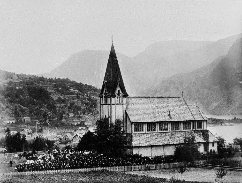 Stedje kyrkje, Sogndal, 13. august 1905.