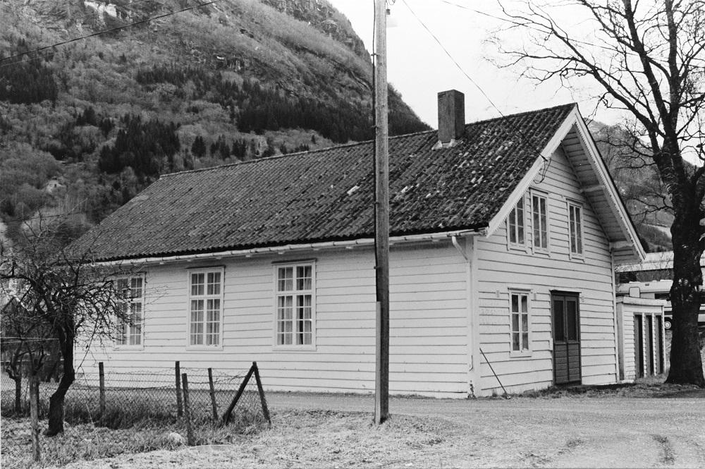 Vik bedehus 1991, teke i bruk hausten 1891.