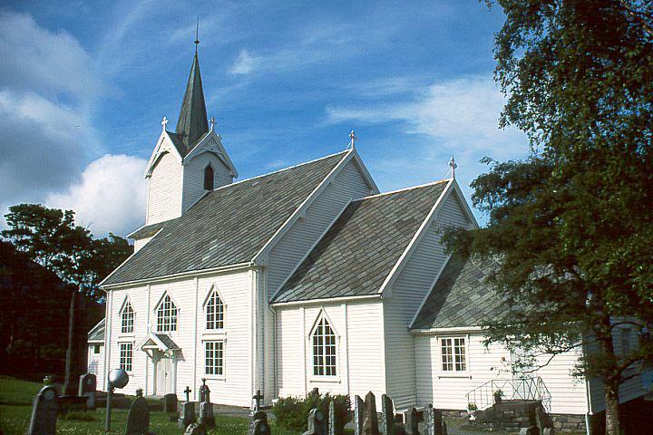 Leikanger kyrkje har stått på heile tre stader: Bø på Selja, i Selje og her på Leikanger.
