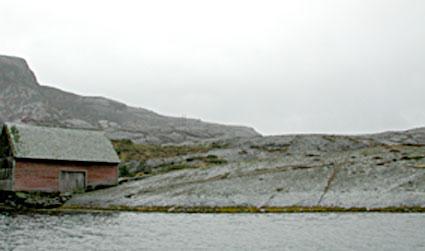 Nothella ved Drengenesbua var ein mykje brukt tørkeplass for gardane kring Tverangspollen. Sidan årvisse kastevågar var innrekna i landskylda, var dei garden si eige også slik at andre bruk heldt seg vekke, iallfall om dei følgde tradisjon og folkeskikk.