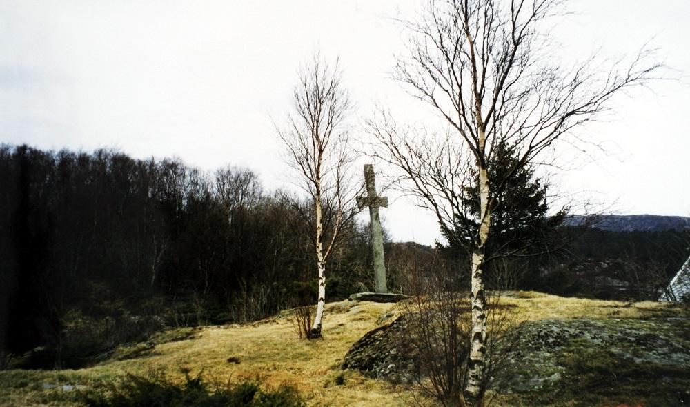 Steinkrossen i Korssund sett mot nordvest.