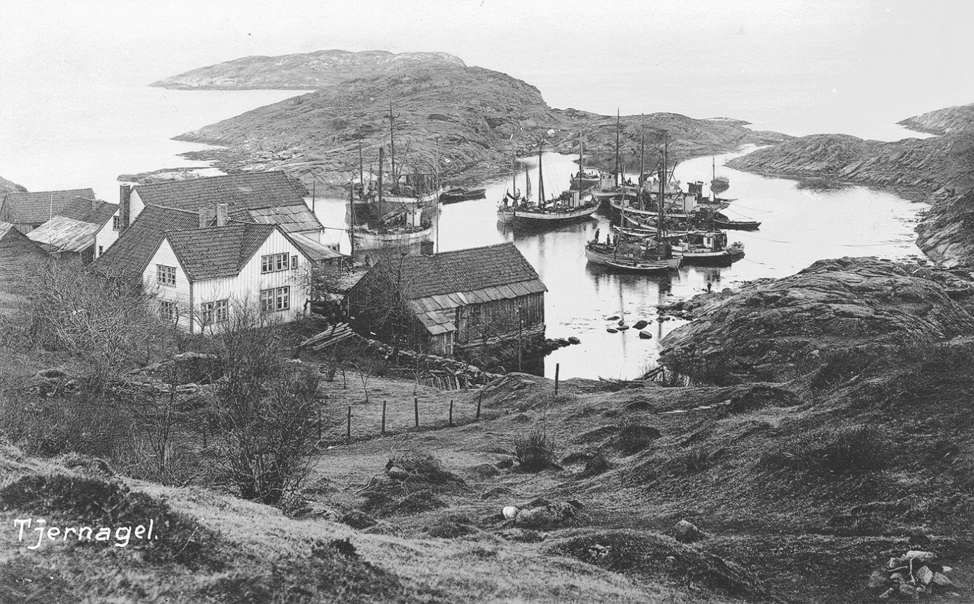 Den gamle handelsstaden på Tjernagelsholmen kring 1920 (foto: ukjent)