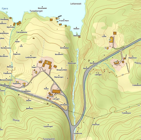 Tysse med elva som renn frå sør til nord er truleg opphavet til namnet. Fjaler kommune.