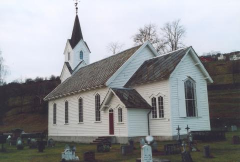 Hafslo kyrkje er ei mellomstor langkyrkje. Tårnet er ein ekstra fin detalj på kyrkja.