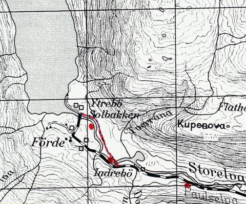 Kartutsnitt som viser kvar dei tre oppsette steinane i Førde står og kvar det nye vegstykket vart bygd 1987-1989.