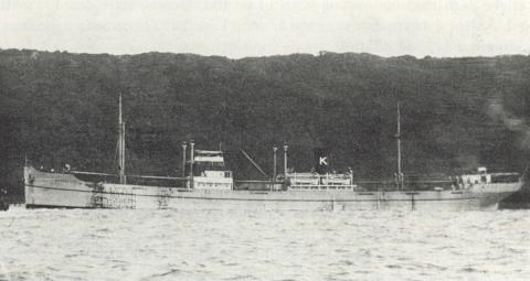 M/S Bonneville, tilhøyrande reiarlaget A. F. Klaveness, Oslo, var 6. mars i posisjon 5848N 2200S (Nord-Atlanteren) i konvoi på veg til Mersey, England, då det i tung sjø vart truffe av ein torpedo frå den tyske ubåten U 405. Fleire greidde å berga seg opp i to livbåtar men av mannskapet på 35 og ein engelsk commodore-styrke på åtte mann, overlevde berre sju.
