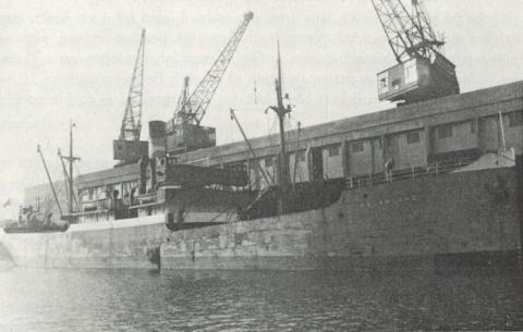 D/S "Polarland" av Haugesund. Skipet vart torpedert 14.1.1945 nær den nordamerikanske austkysten og gjekk ned på mindre enn eitt minutt. 18 mann omkom, berre 5 vart berga.