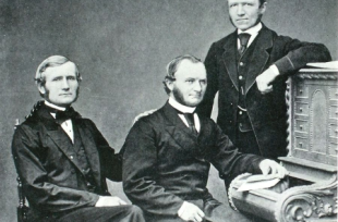 Brørne Jebsen om lag 1855. Frå venstre Johan, Peter og Jürg.