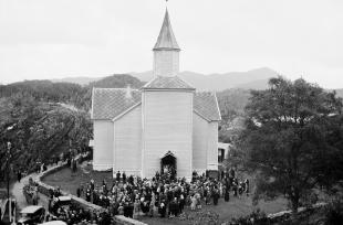 Strusshamn kirke, Askøy