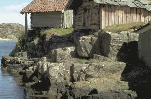 Gamle sjøbuer på Golta, Sund